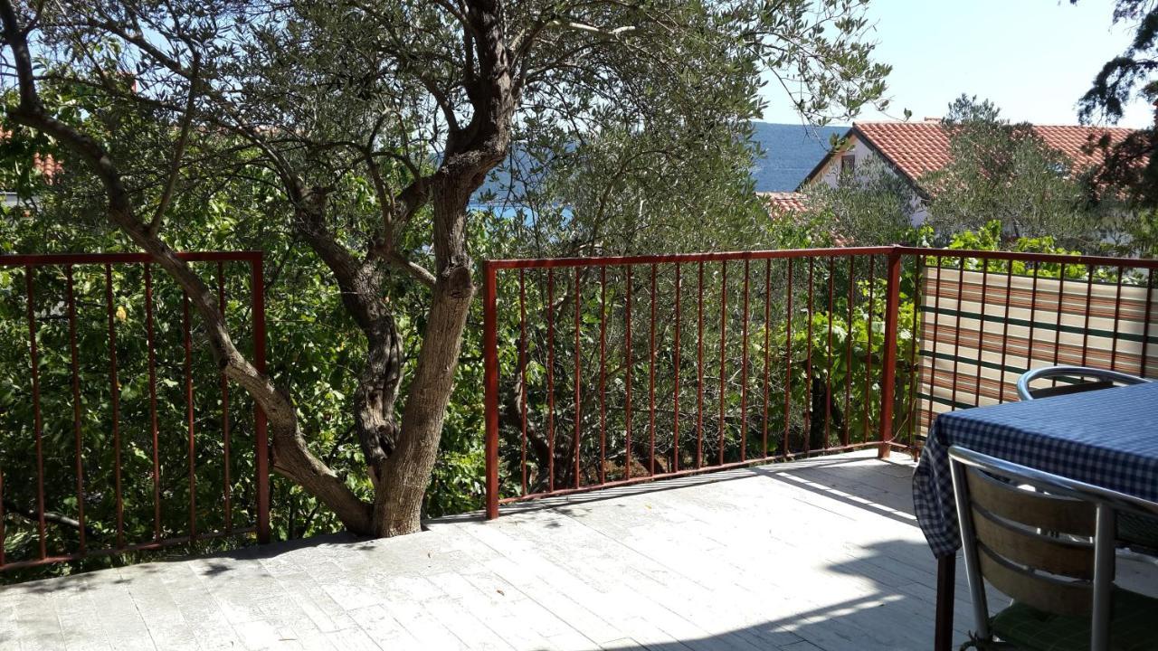 Apartment Valun 386A Екстериор снимка
